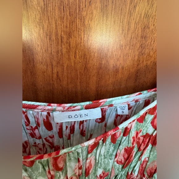 Doen Rosario Dress in Tulip Fields Size Small - Picture 4 of 4